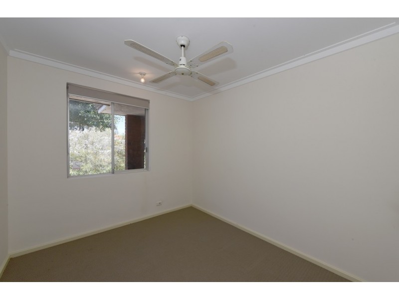 114 Cortis Way, Langford WA 6147