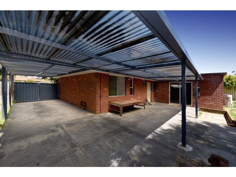 114 Cortis Way, Langford WA 6147