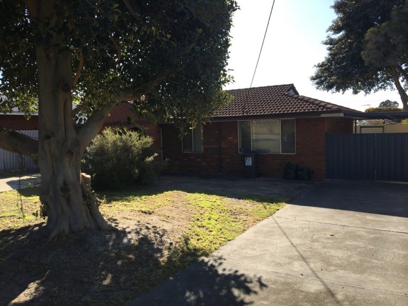 114 Cortis Way, Langford WA 6147