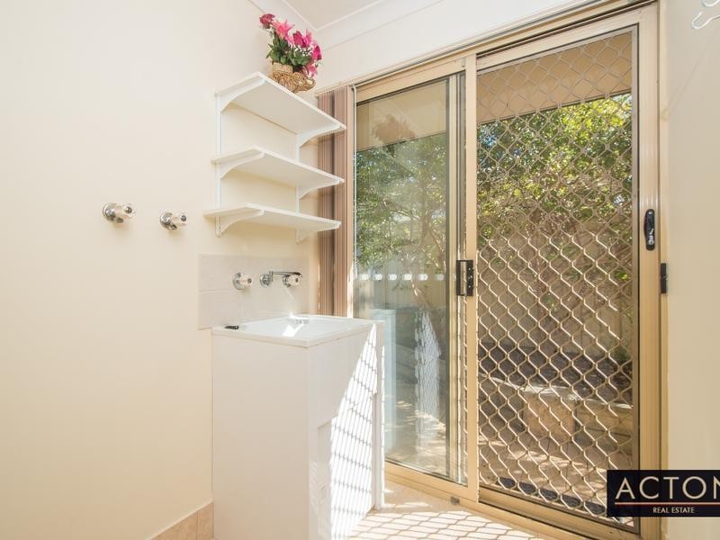 26 Banfield Grove, Clarkson WA 6030