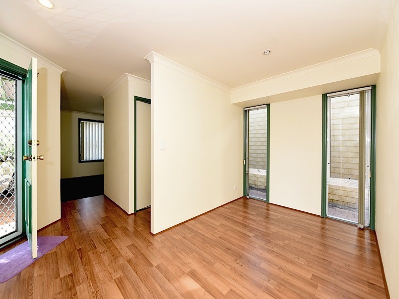8 / 7 Toms Court, Bayswater WA 6053