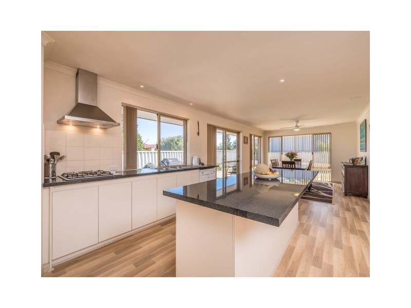 1 Ceduna Way, Quinns Rocks WA 6030