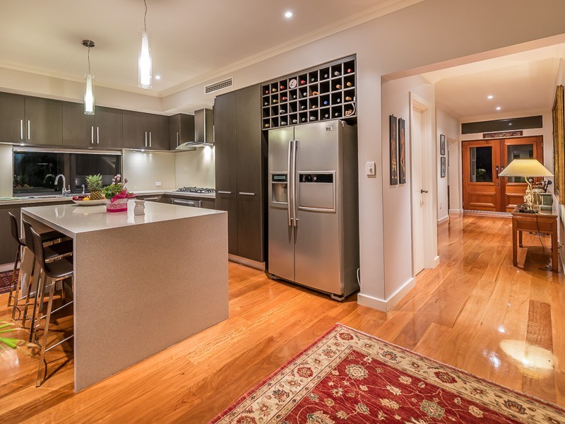 7 St Lucia Road, Iluka WA 6028