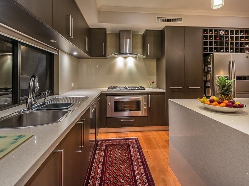 7 St Lucia Road, Iluka WA 6028