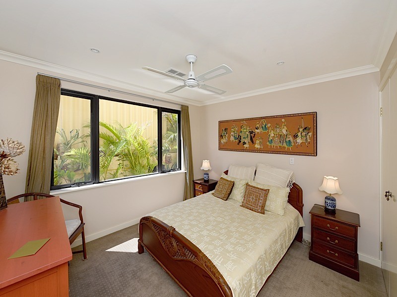 7 St Lucia Road, Iluka WA 6028