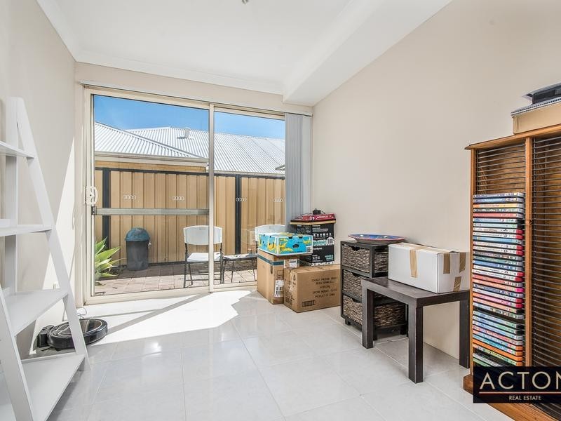 29 Nankeen Circle, Tapping WA 6065