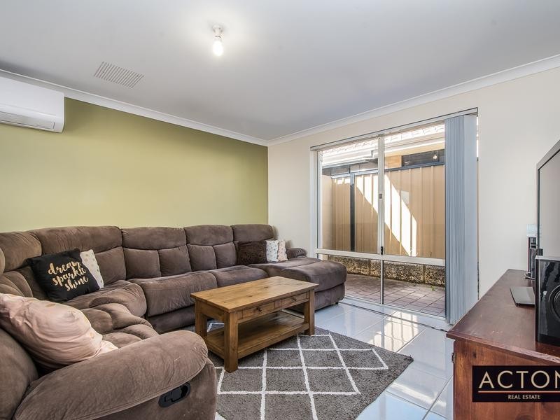 29 Nankeen Circle, Tapping WA 6065