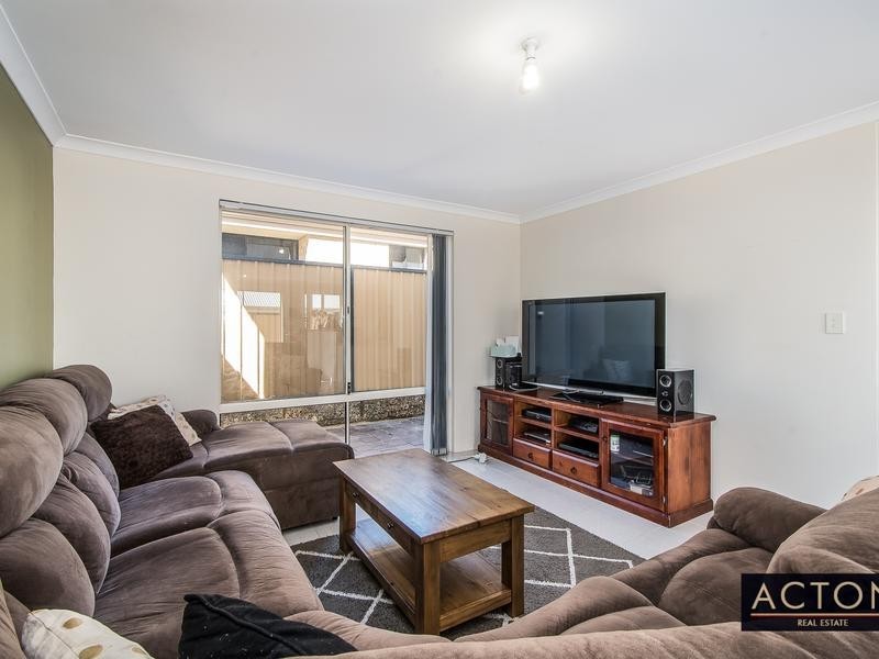 29 Nankeen Circle, Tapping WA 6065