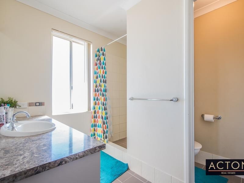 29 Nankeen Circle, Tapping WA 6065