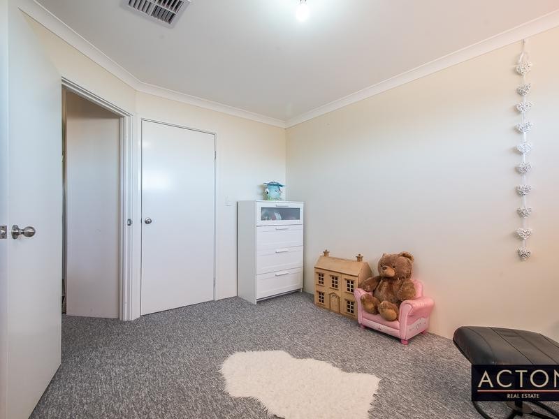 29 Nankeen Circle, Tapping WA 6065