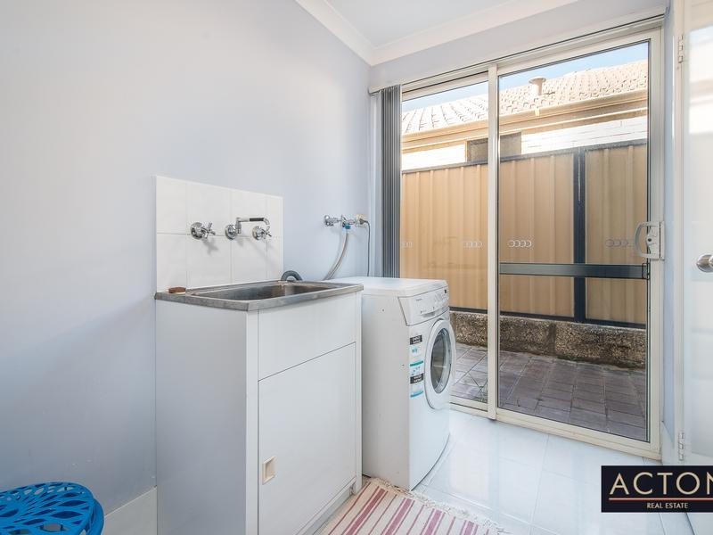 29 Nankeen Circle, Tapping WA 6065