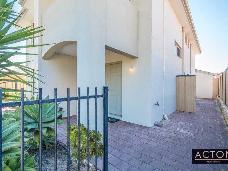 29 Nankeen Circle, Tapping WA 6065