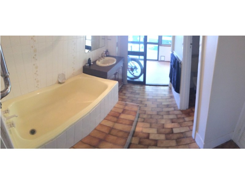 5 Lilika Road, City Beach WA 6015