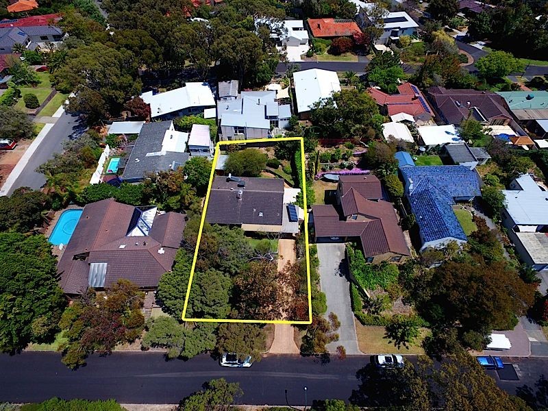 17 Launceston Avenue, City Beach WA 6015