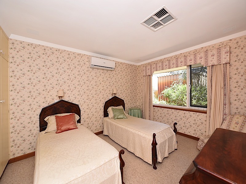 17 Launceston Avenue, City Beach WA 6015