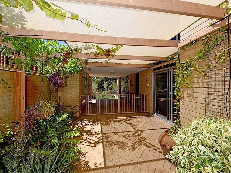 17 Launceston Avenue, City Beach WA 6015