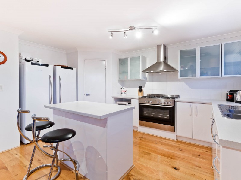 40 Clevedon Place, Kallaroo WA 6025