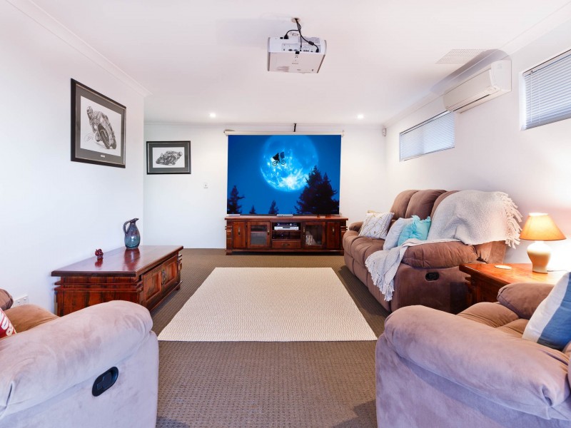 40 Clevedon Place, Kallaroo WA 6025