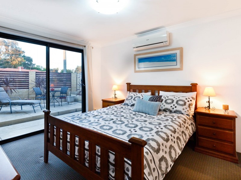 40 Clevedon Place, Kallaroo WA 6025