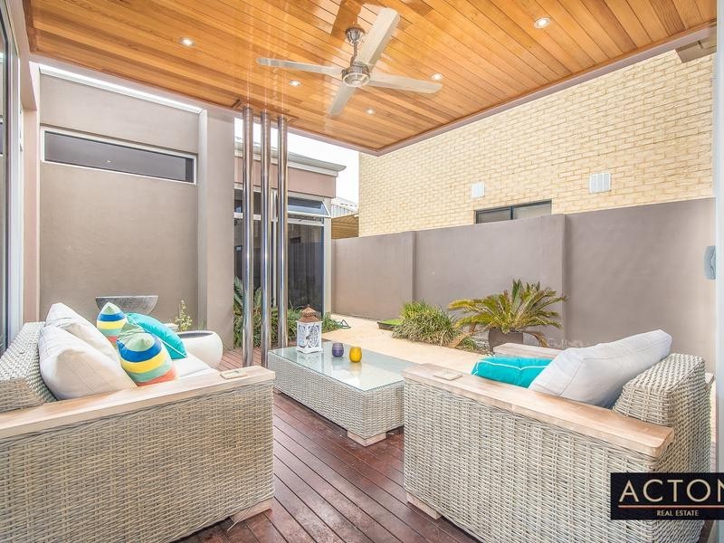 20 ALEXANDRIA VIEW., Mindarie WA 6030