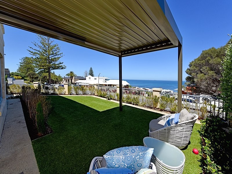 3/8 AVONMORE TERRACE, Cottesloe WA 6011