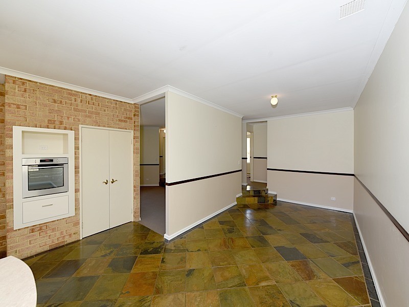 74 Stonehaven Parade, Kinross WA 6028