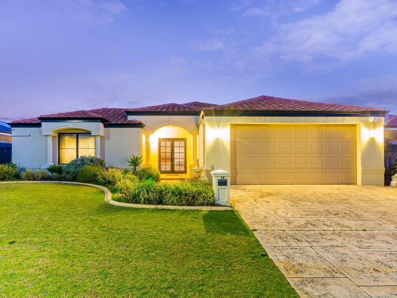 34 Centennial Gardens, Hillarys WA 6025