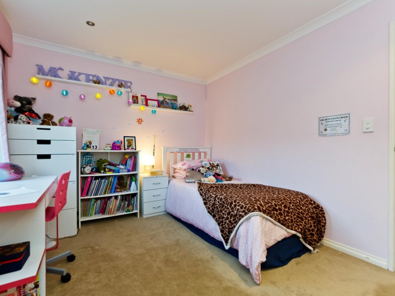 34 Centennial Gardens, Hillarys WA 6025