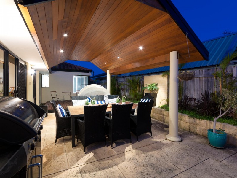 34 Centennial Gardens, Hillarys WA 6025