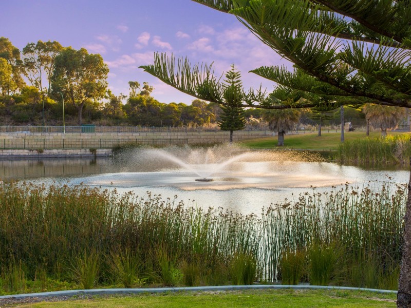 34 Centennial Gardens, Hillarys WA 6025