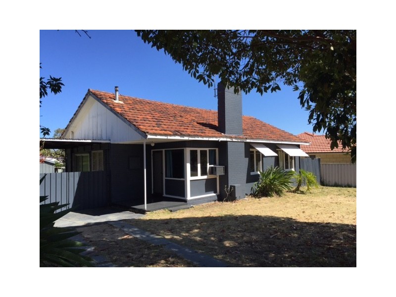 71 Redmond Road, Hamilton Hill WA 6163