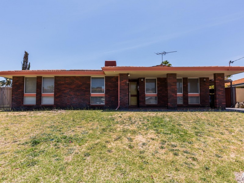 73 Cook Avenue, Hillarys WA 6025
