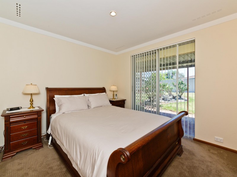 73 Cook Avenue, Hillarys WA 6025