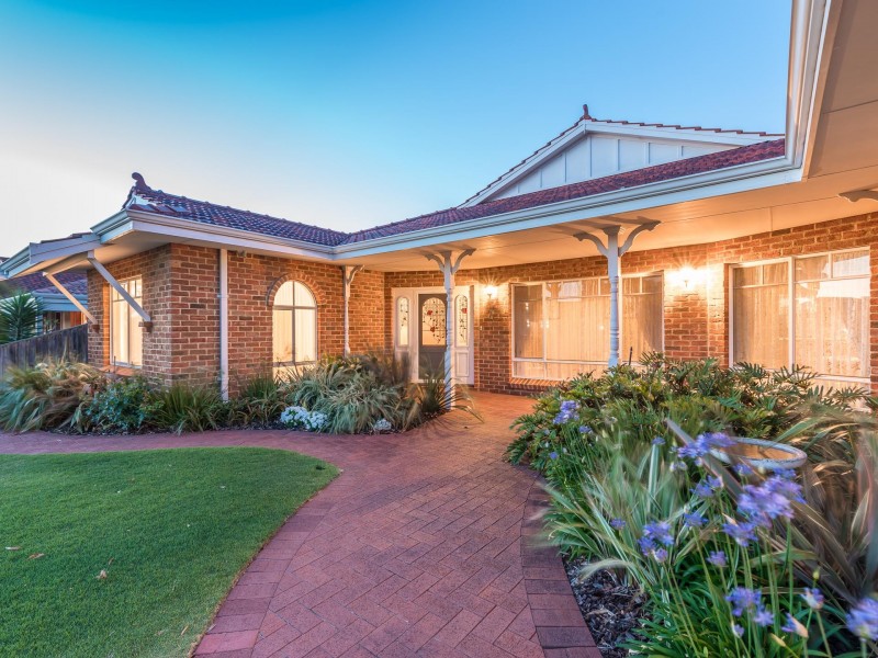 93 Flinders Avenue, Hillarys WA 6025