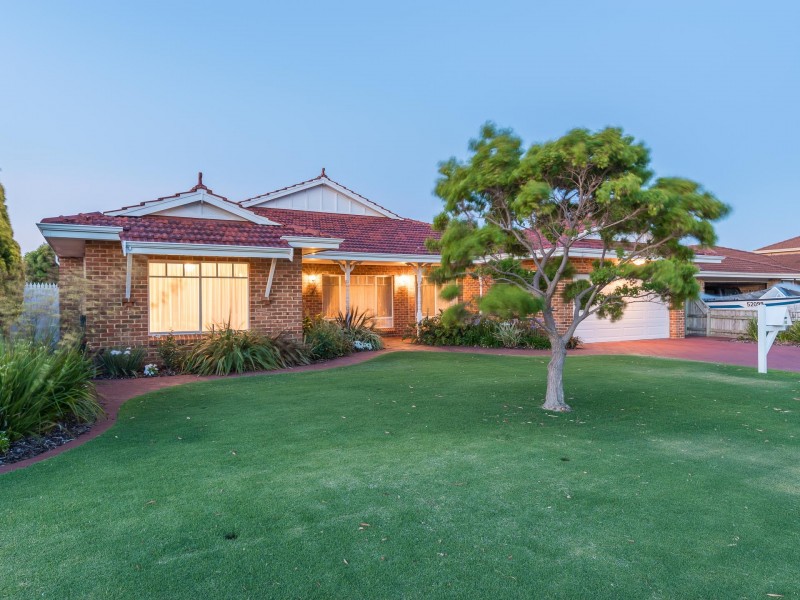 93 Flinders Avenue, Hillarys WA 6025