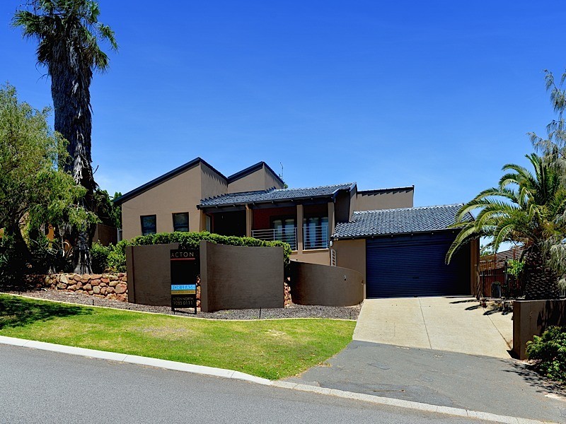 3 Wayeela Place, City Beach WA 6015