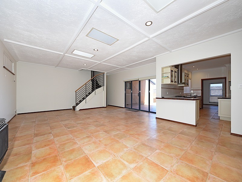 3 Wayeela Place, City Beach WA 6015