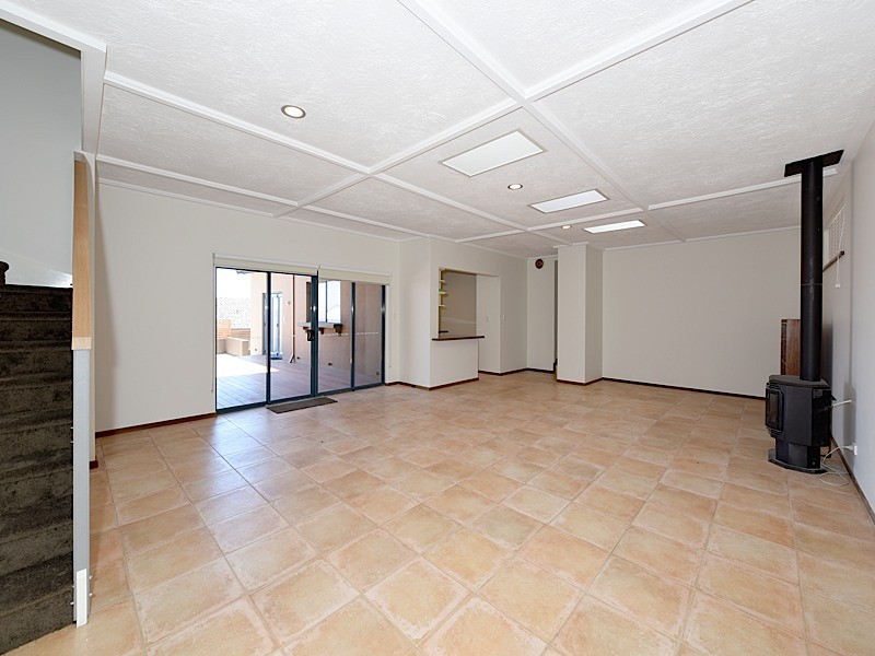 3 Wayeela Place, City Beach WA 6015