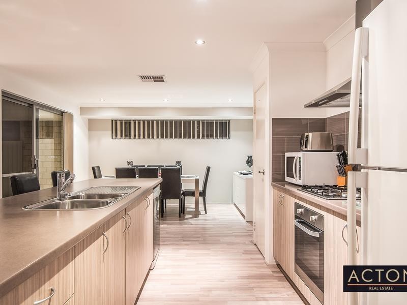 70 LEEWAY LOOP, Alkimos WA 6038