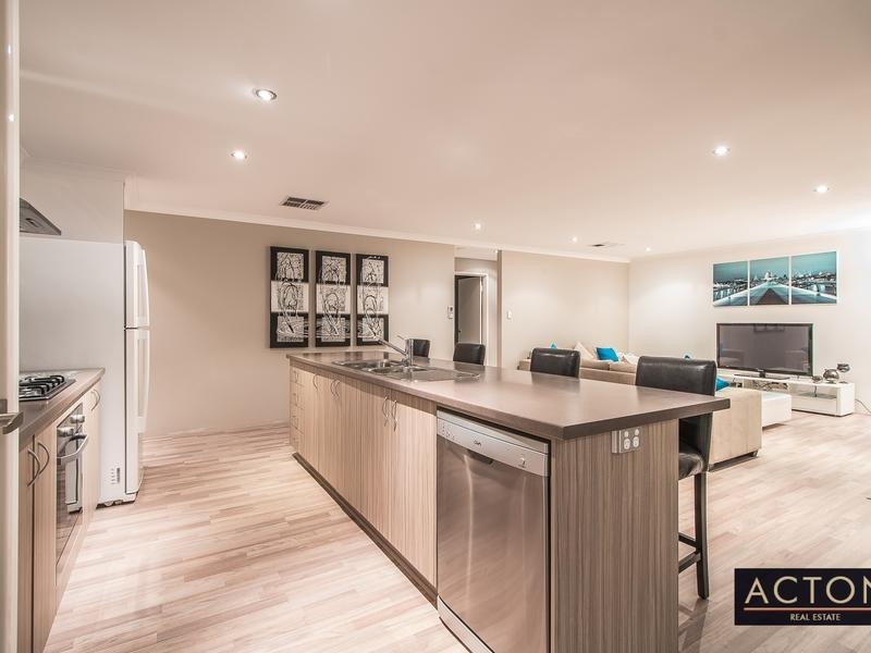 70 LEEWAY LOOP, Alkimos WA 6038