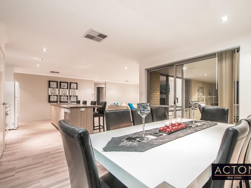 70 LEEWAY LOOP, Alkimos WA 6038