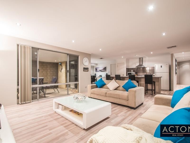 70 LEEWAY LOOP, Alkimos WA 6038