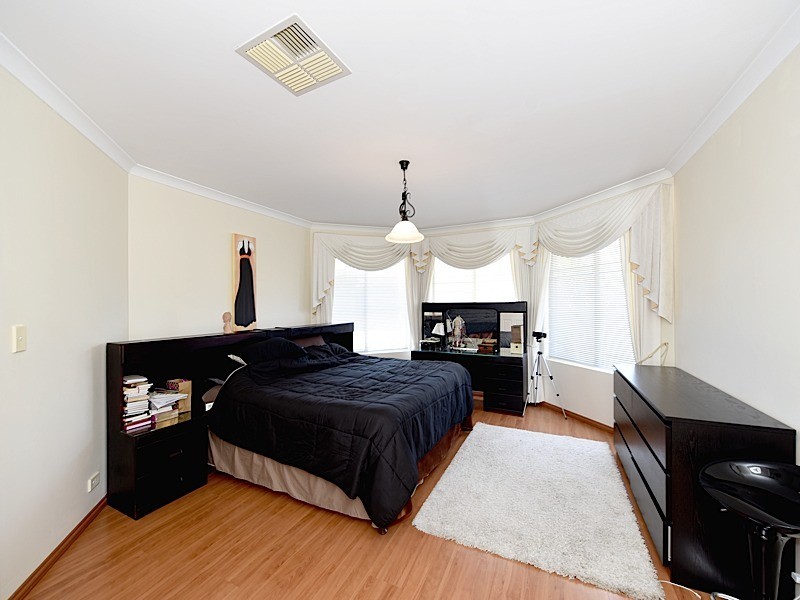 1 Karalla Elbow, Quinns Rocks WA 6030