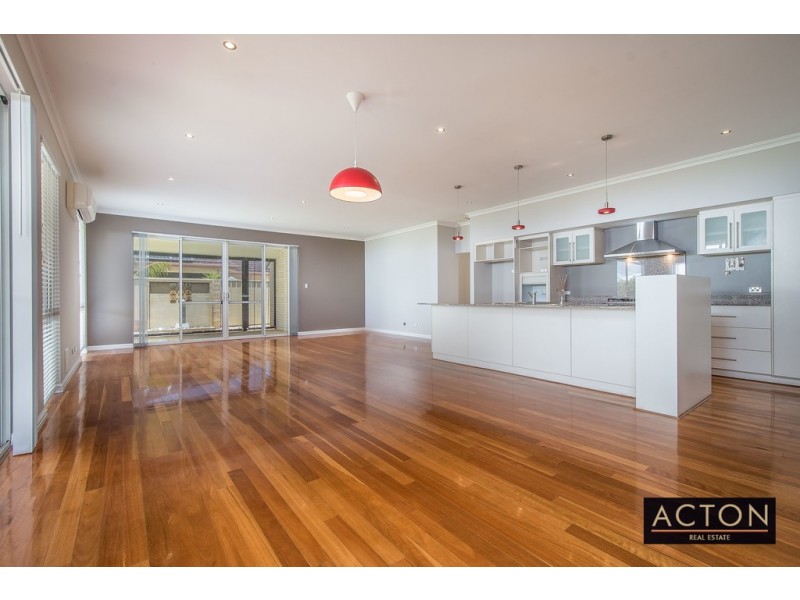 7 Halyard Crescent, Jindalee WA 6036