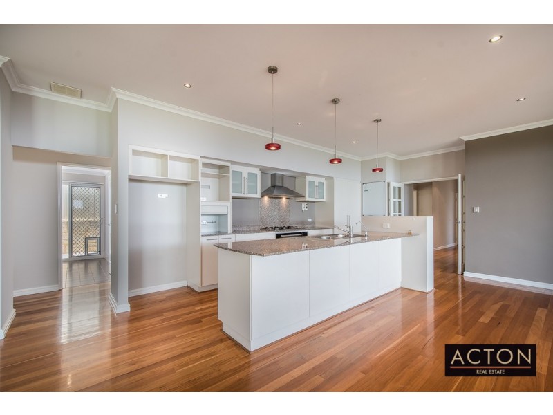 7 Halyard Crescent, Jindalee WA 6036