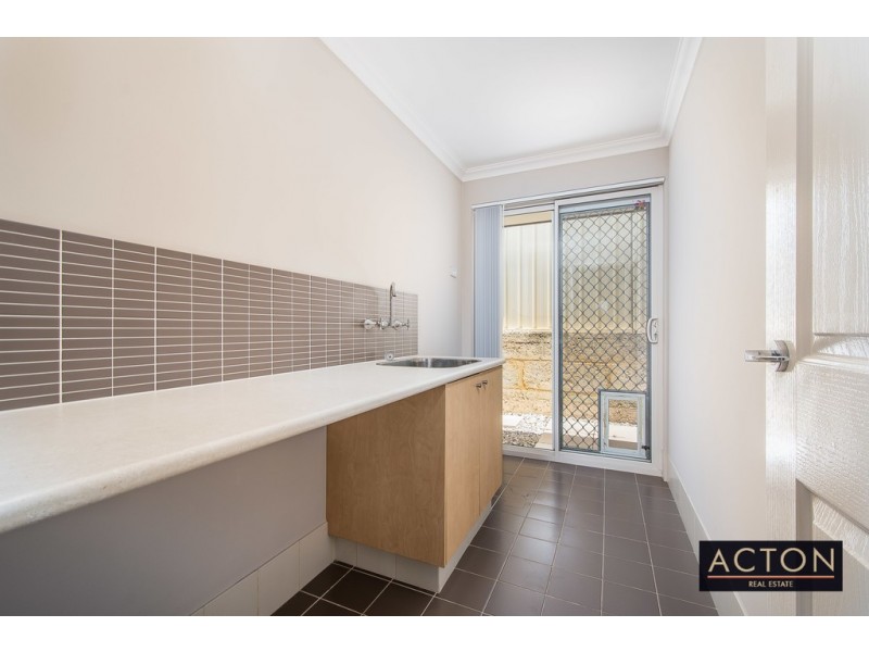 7 Halyard Crescent, Jindalee WA 6036