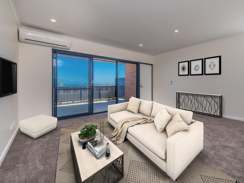 11/2 Commander Drive, Alkimos WA 6038