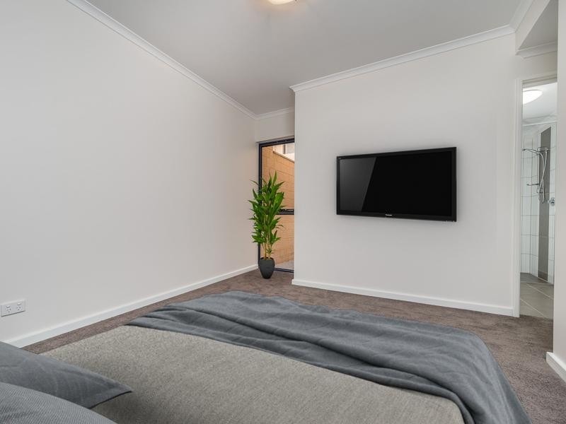 11/2 Commander Drive, Alkimos WA 6038