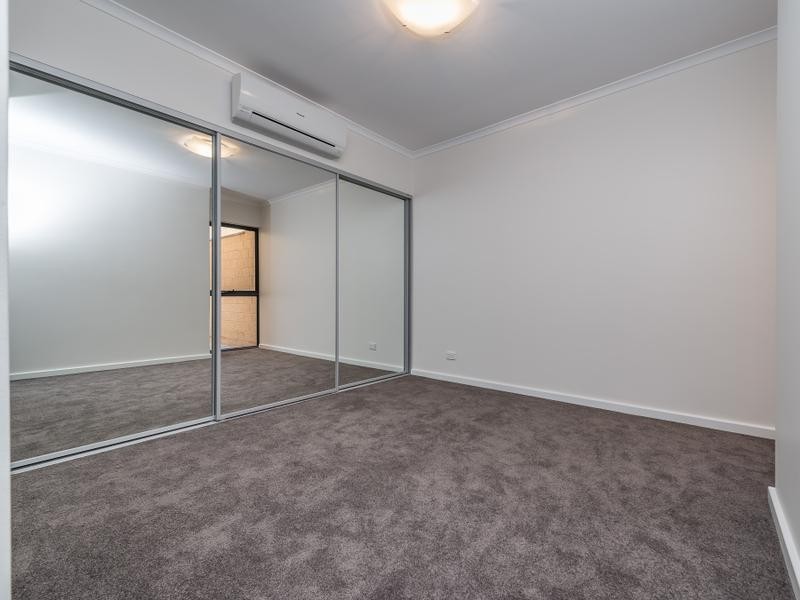 11/2 Commander Drive, Alkimos WA 6038