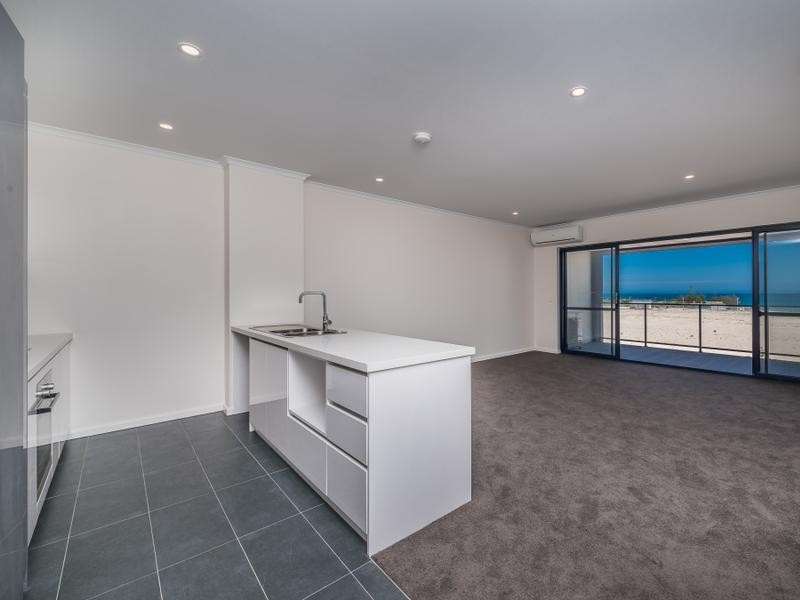 12/2 Commander Drive, Alkimos WA 6038